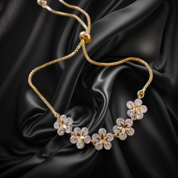 Women's Bracelet with Floral Design Gold Plated with Stones - Picture 1 of 2